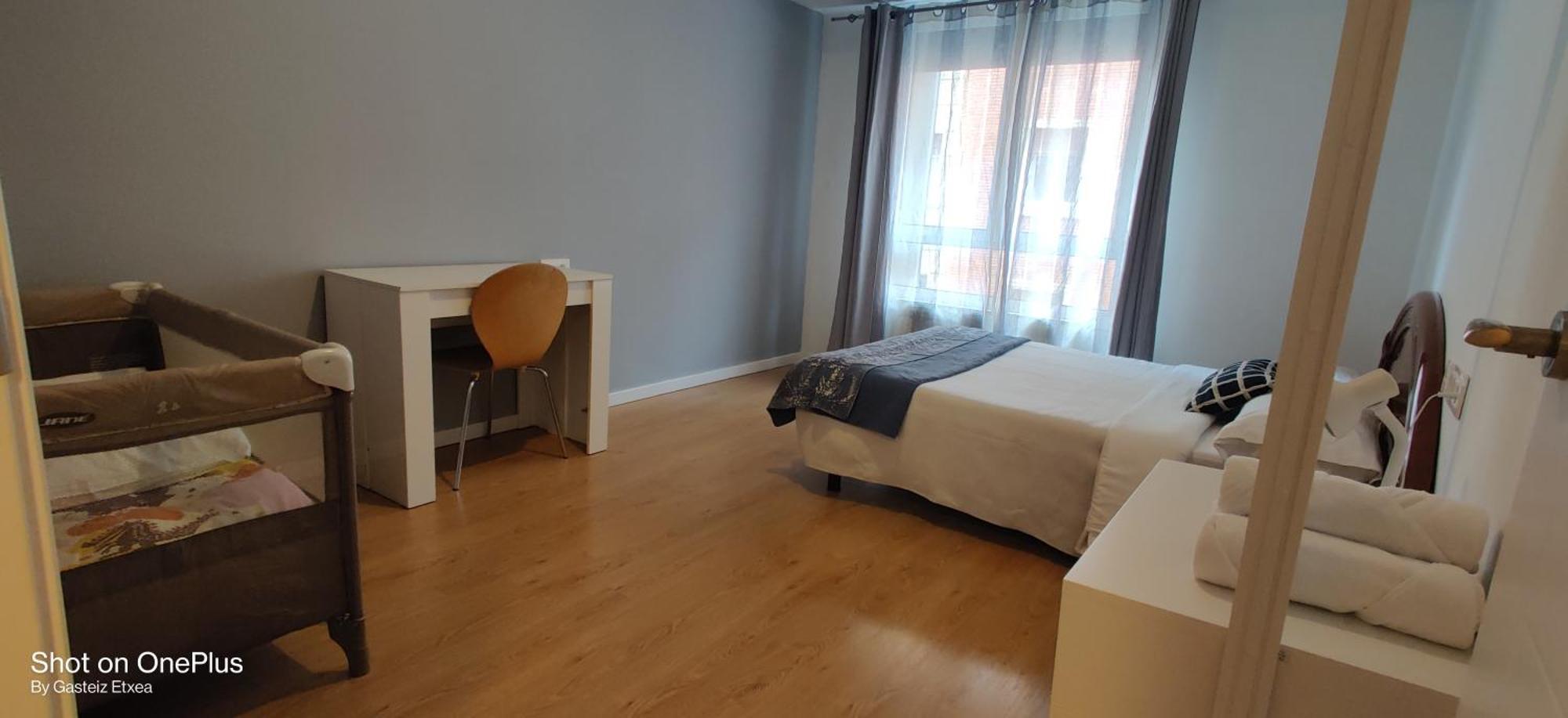 Gasteiz Etxea l Apartment Vitoria-Gasteiz Exterior foto